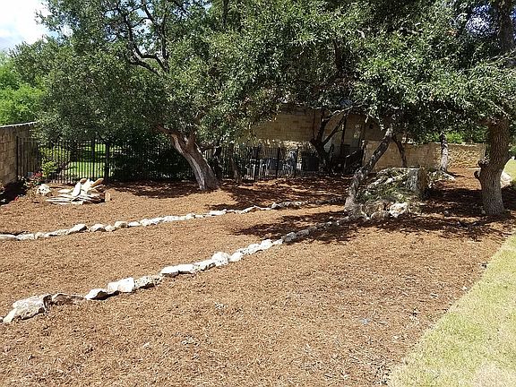 4th image of 3742 Las Casitas