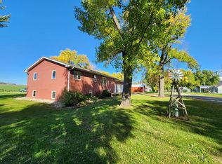 120 S Buckingham St, Hardwick, MN 56134