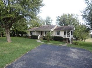 218 Frogtown Rd, Livingston, TN 38570