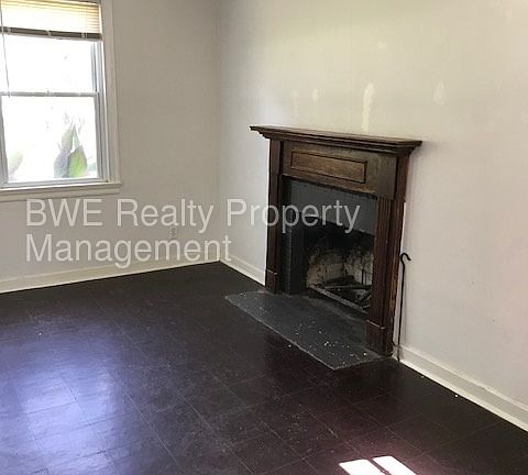 2nd image of 2729 Druid Dr