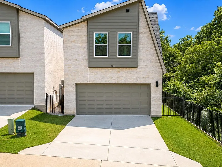 321 Oakbend Dr — Photo 22