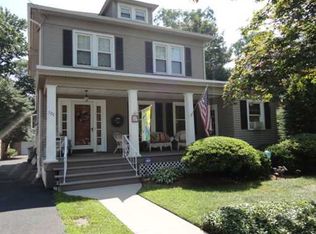 570 Barron Ave, Woodbridge, NJ