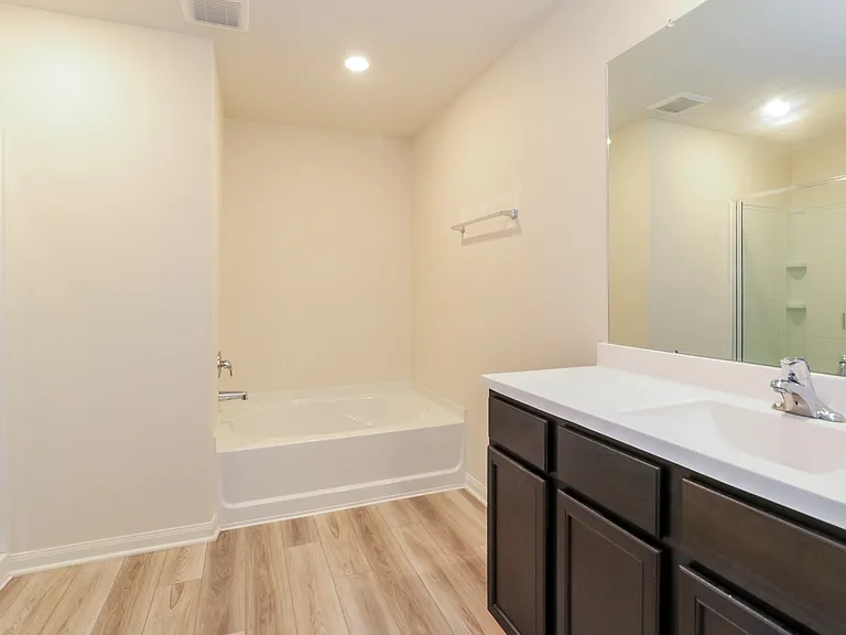 26864 Steinbeck Dr — Photo 9