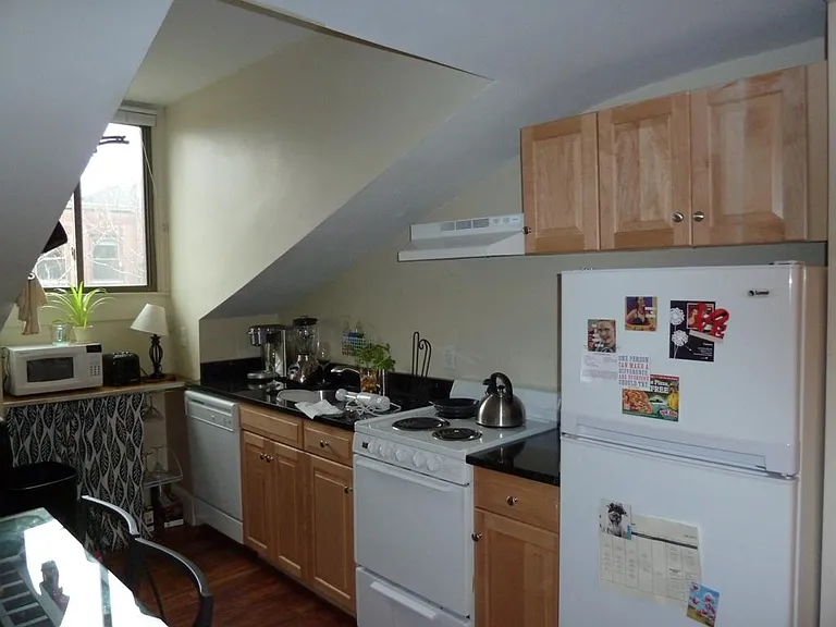 39 Gloucester St — Photo 1