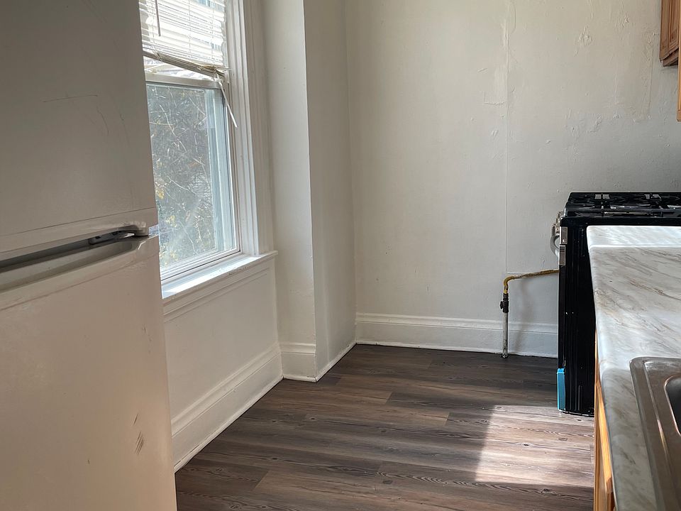 1st image of 5127 Hunter Ave Unit 2
