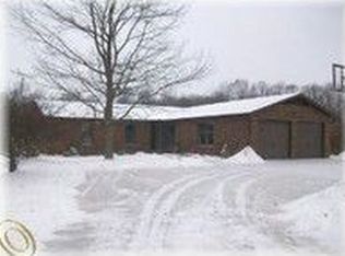 2543 Musson Rd, Howell, MI 48855