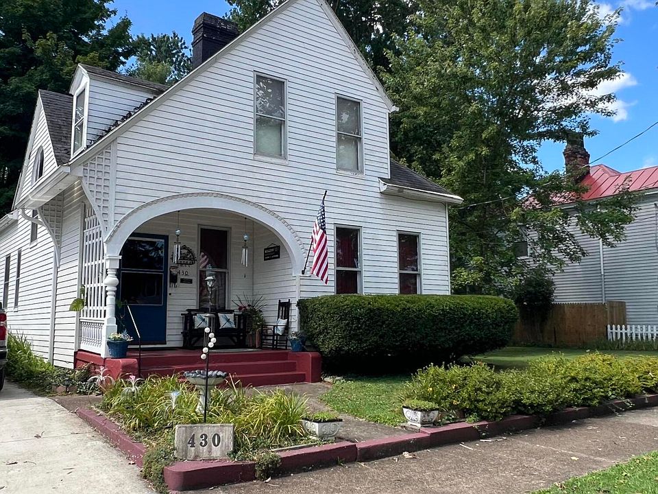 1st image of 430 Forest Ave