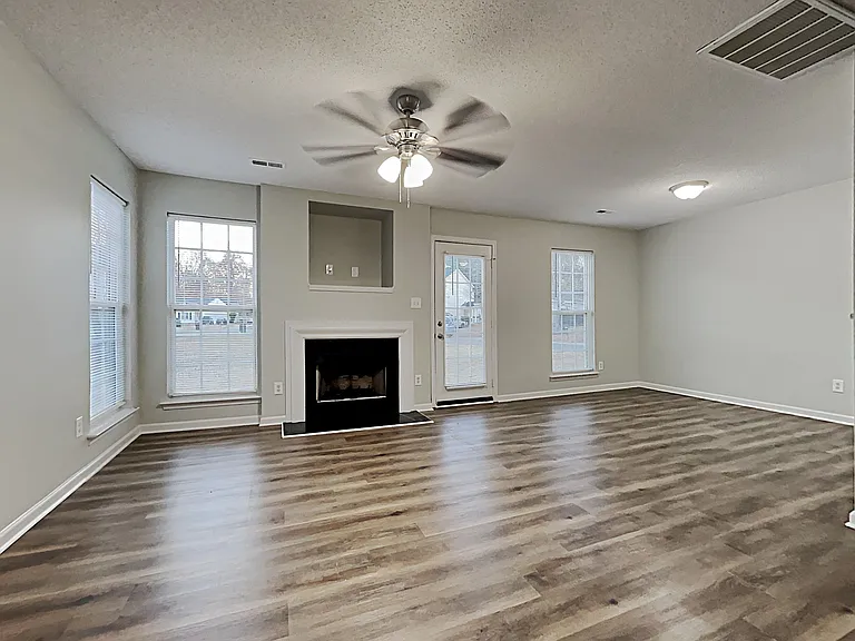 9017 Shenington Pl — Photo 2