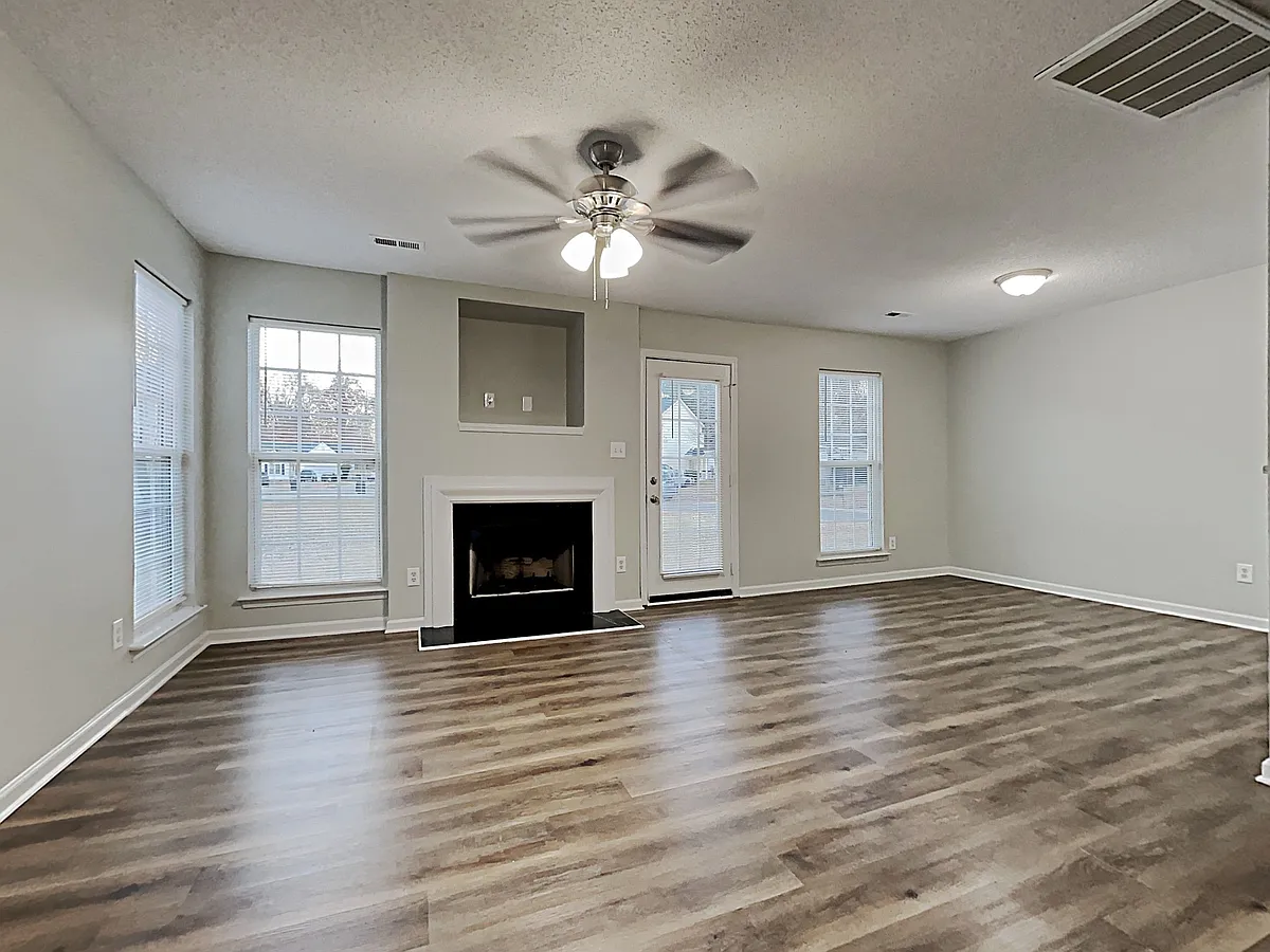 Building Photo - 9017 Shenington Pl