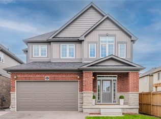 6 Greyhawk St, Kitchener, ON N2K0C7