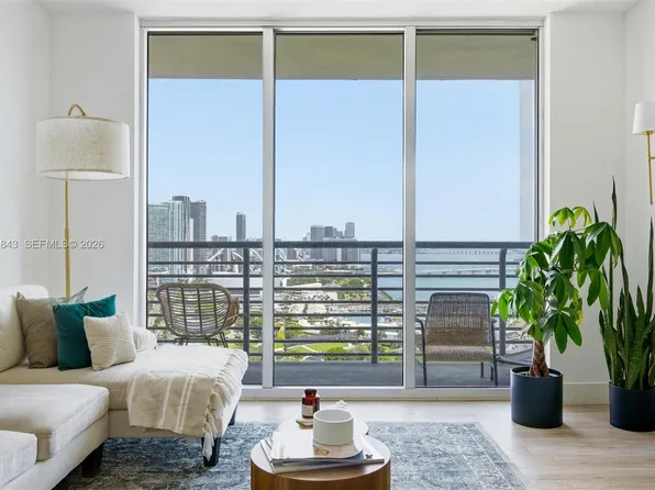 325 Biscayne Blvd APT 4022, Miami, FL 33137