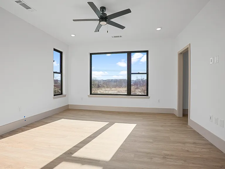 The Collection at 31st Street — Photo 8
