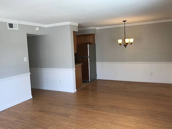 Eat-in Area