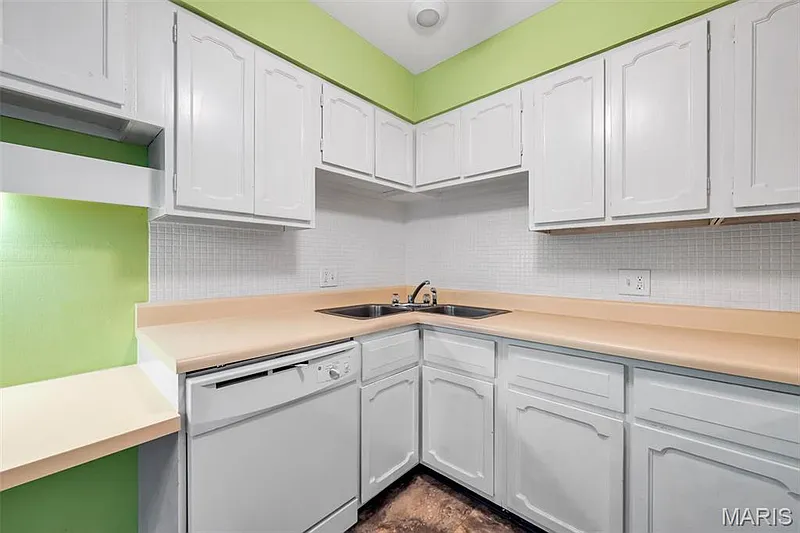Thumbnail 16