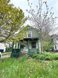 2535 Flushing Rd, Flint, MI, 48504