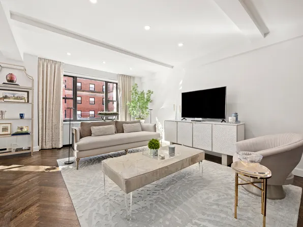 50 Park Avenue image 1 of 12