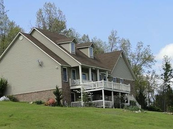 4th image of 60 Hisaw Ln