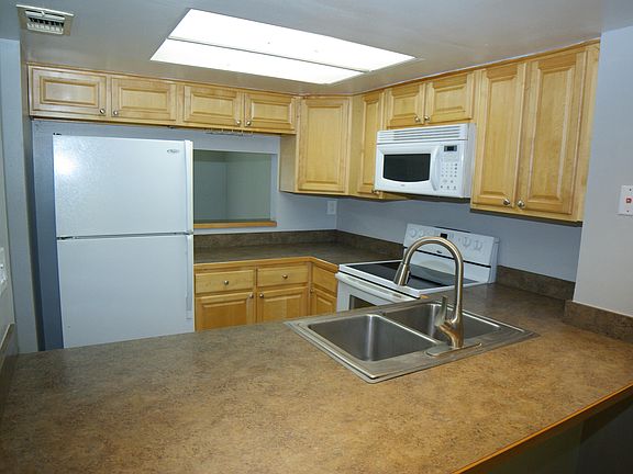3rd image of 555 Aster Ct APT 2
