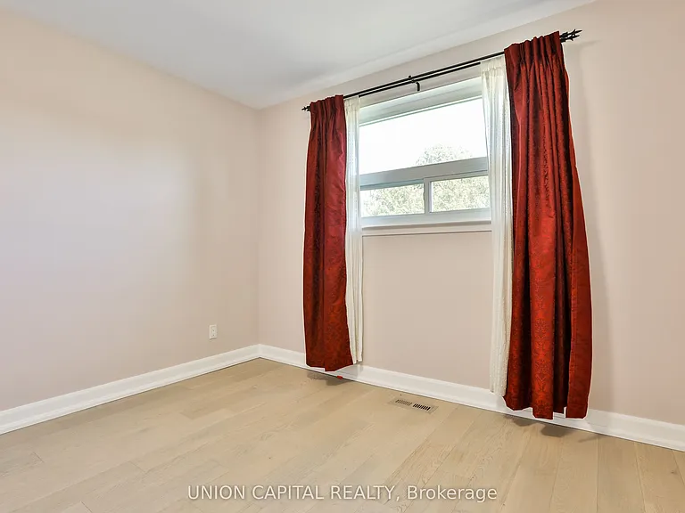 168 Old Sheppard Ave #MAIN — Photo 15