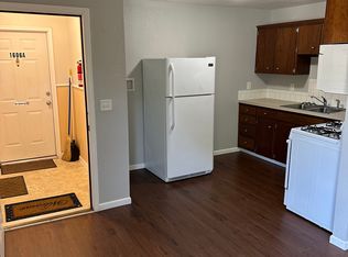 1608 Broadway St #A, Webb City, MO 64870