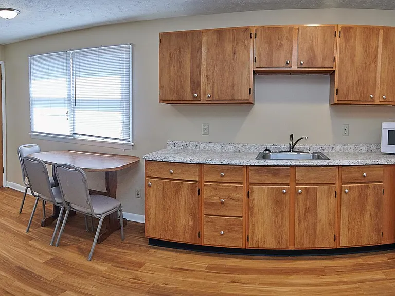 Crimson Hawk Student Housing — Photo 31