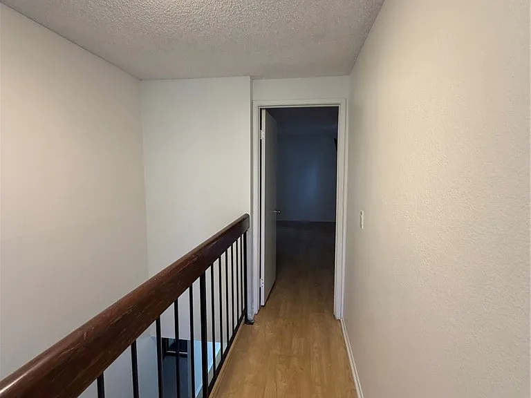 635 Danube Way — Photo 8