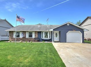 3909 N Northbrook Dr, Decatur, IL 62526