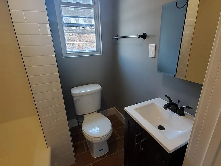 4547 S Hermitage Ave #1R — Photo 7