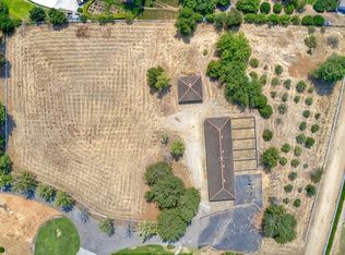 7 Country Glen Rd, Fallbrook, CA 92028