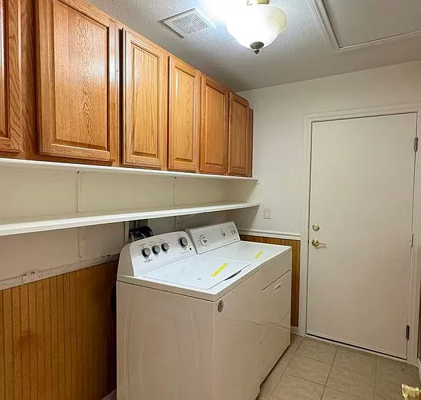 551 Duran St — Photo 15