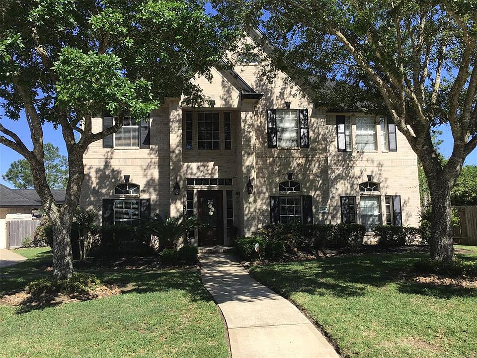 1st image of 2841 Martina Dr