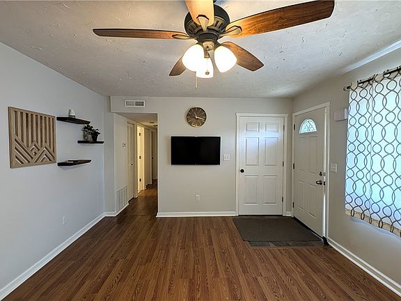 5th image of 7925 Rinaldo Blvd E