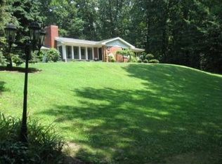 2610 Pulaski Rd, New Castle, PA 16105