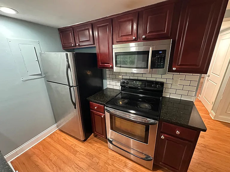6900 Roswell Rd #P-6 — Photo 17