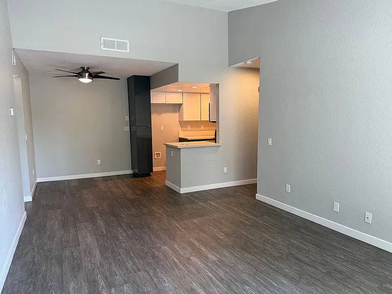 The 3900 Apartments — Photo 70