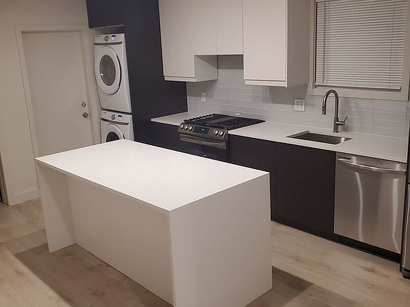 4th image of 37-39 Howell St #2