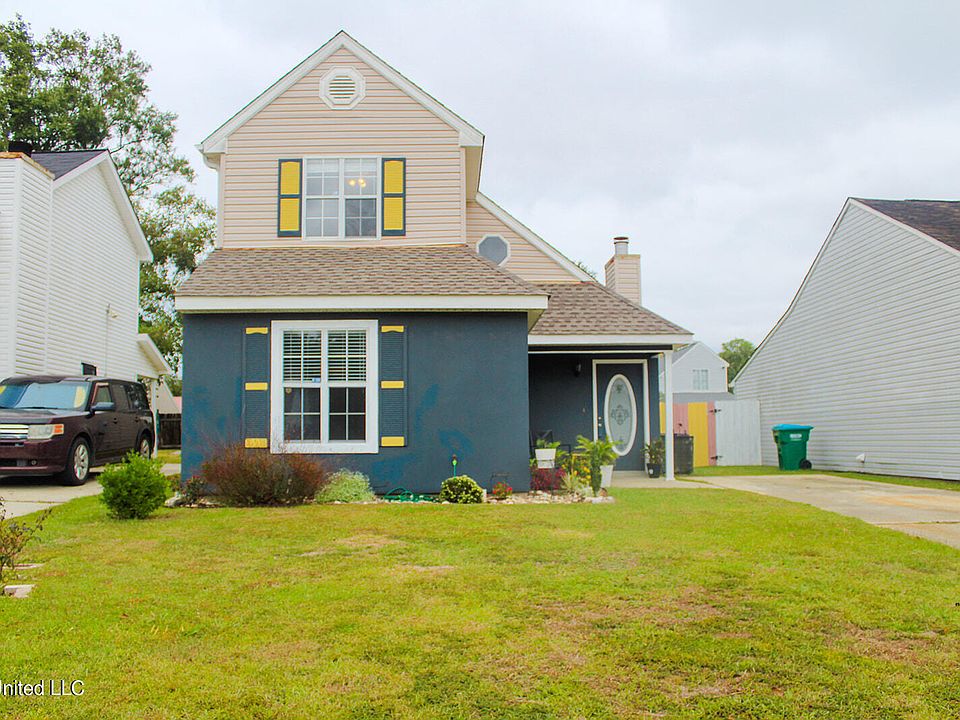 1st image of 13464 Locust Hill Dr