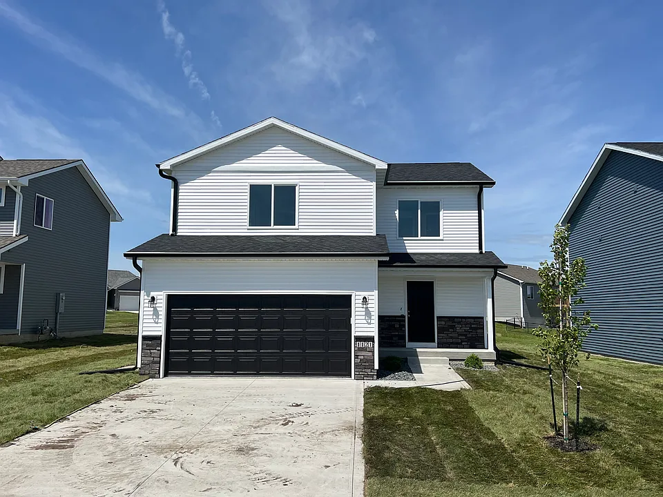 1121 Fifield Rd