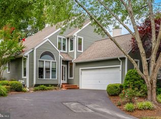34 Horseshoe Ln, Newtown Square, PA 19073