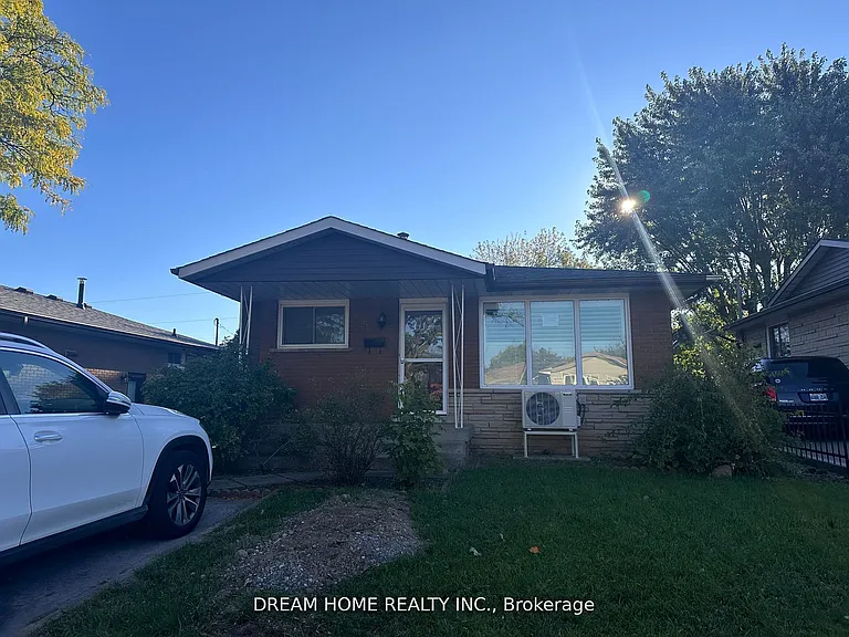 5 Empire Ct #MAIN — Photo 34