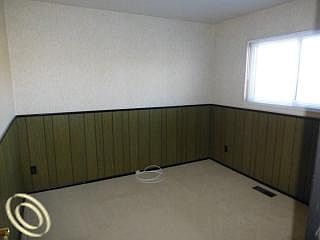5th image of 38668 Ross St