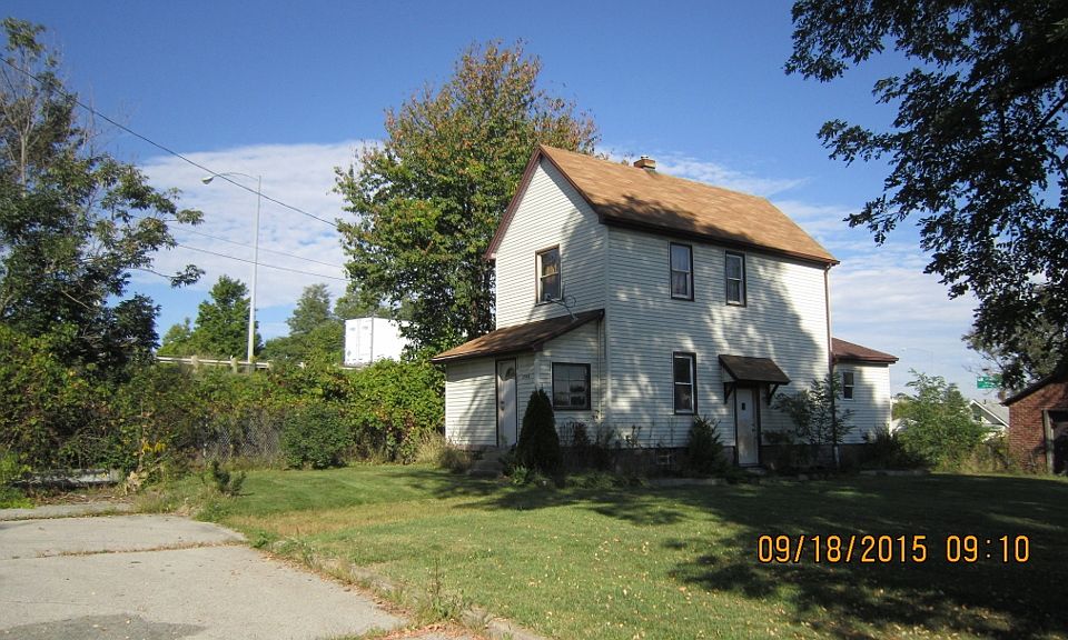1st image of 2108 Concord Ave