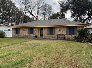 322 Crestlawn Dr, Lafayette, LA 70503