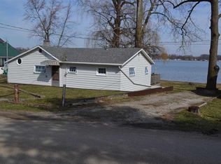 7255 S 20 E, Wolcottville, IN 46795