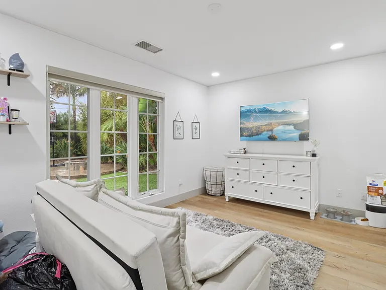 43 Corte Maria Ave — Photo 19