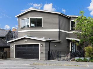 5049 Beach Dr SW, Seattle, WA 98136
