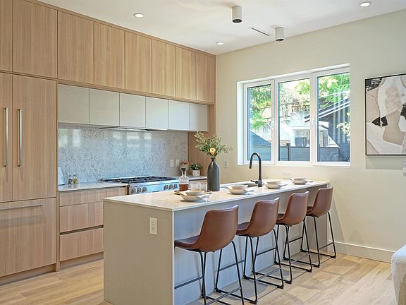4th image of 3315 W 10th Ave #2