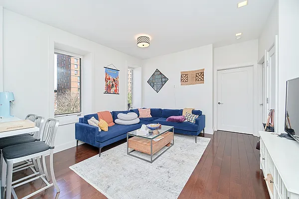 Rented by Compass | media 2