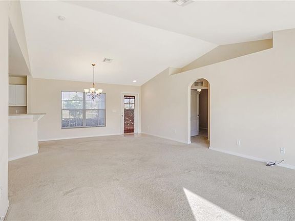 4th image of 2161 NW 22nd Ave