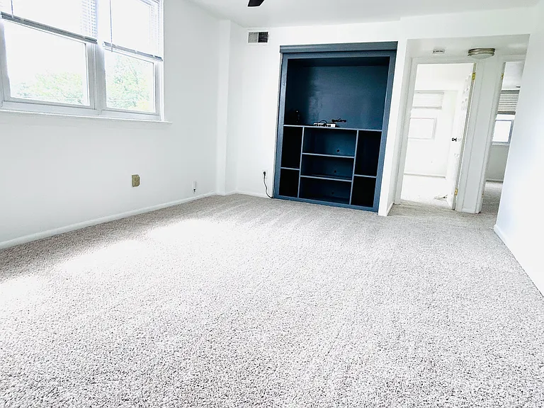 10931 Modena Dr #2 — Photo 43